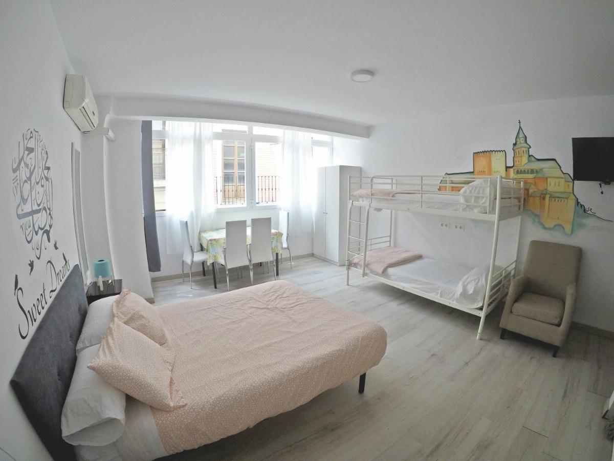 Mesonhomes Suites Center - Stay & Work Granada Eksteriør billede